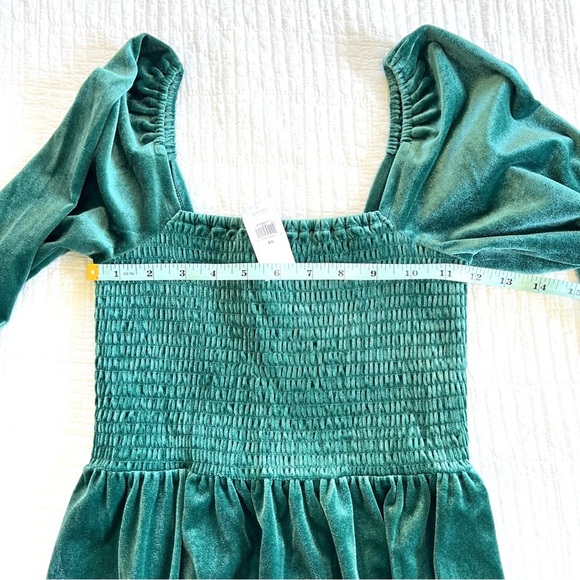 NWT Gap Velvet Smocked Puff Long Sleeve Mini Dress in Green Pine Size XS - Picture 10 of 11